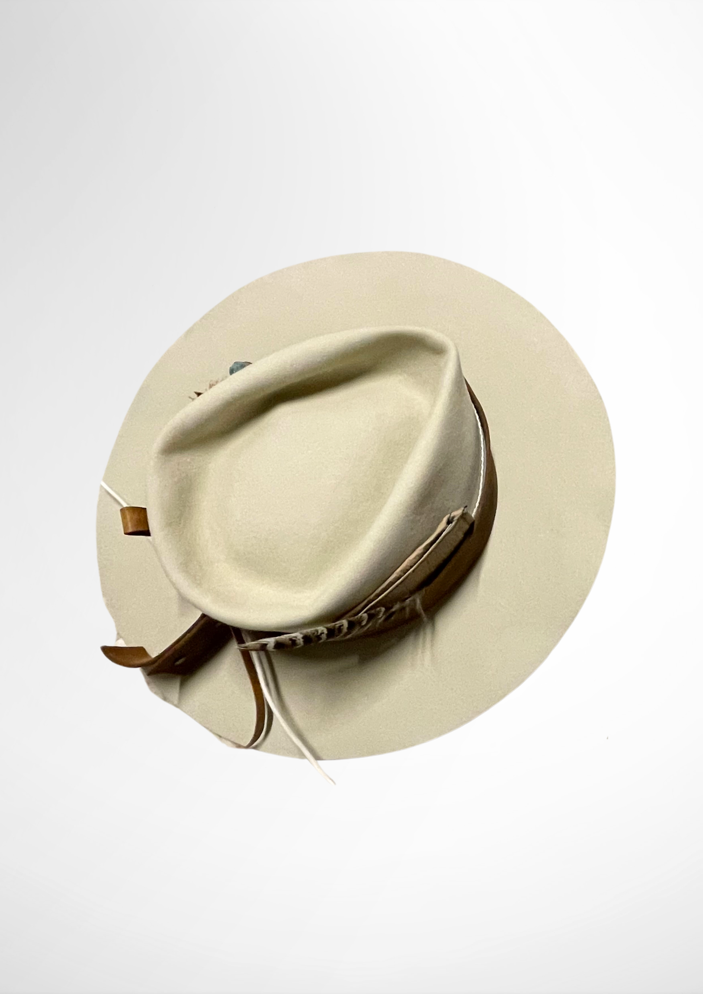 Legend Of The Hat 001