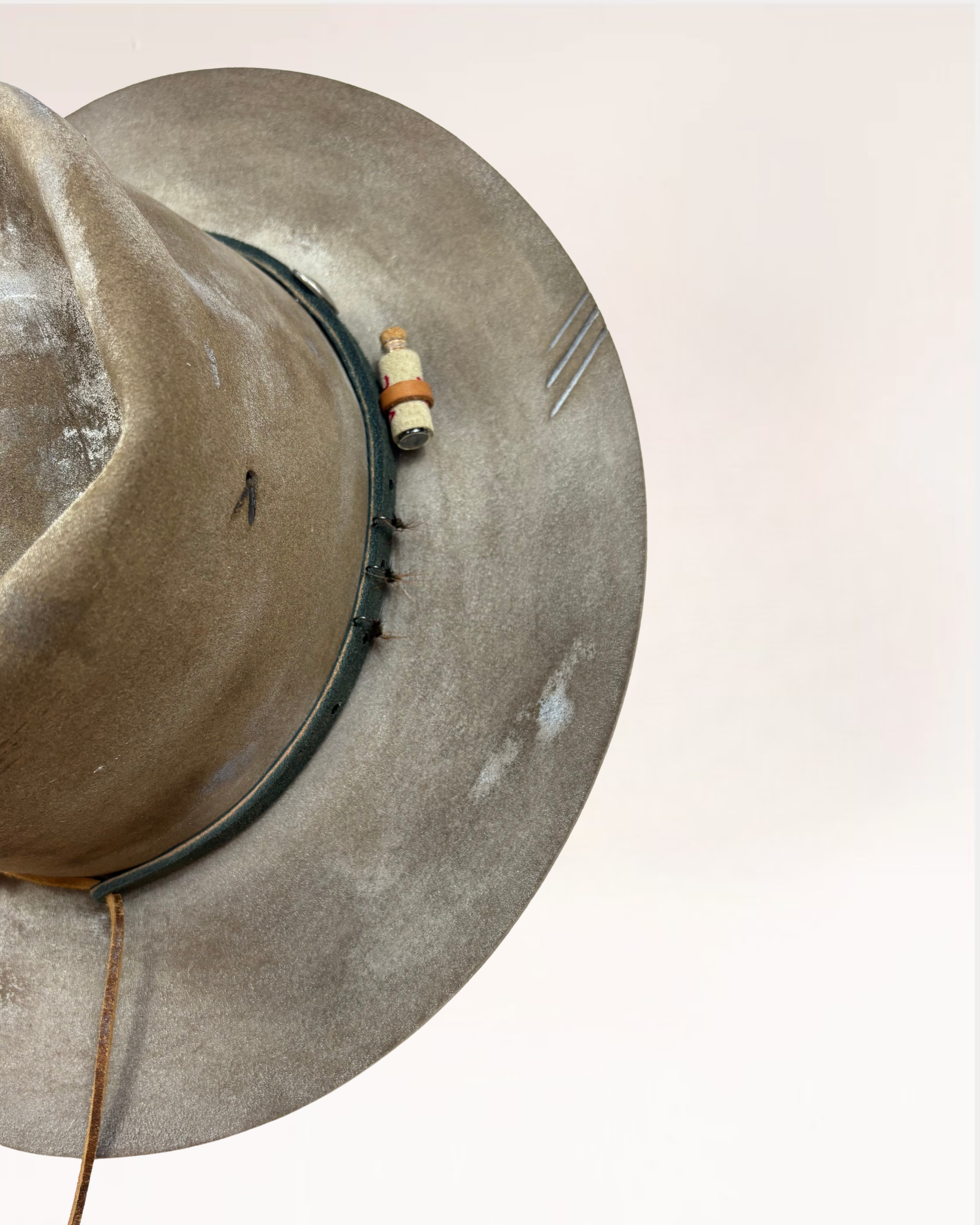 Legend Hat 016