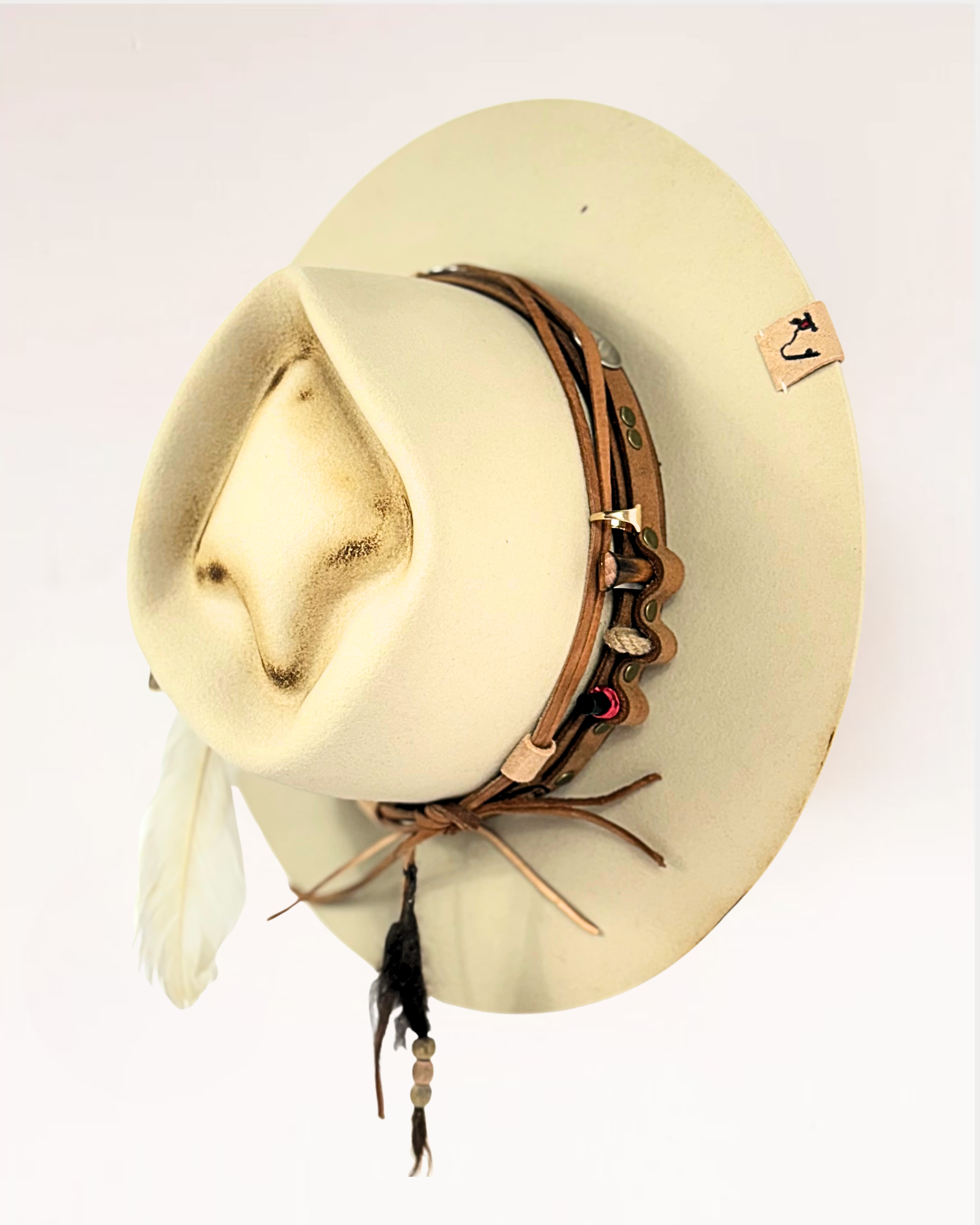 Legend Of The Hat 011