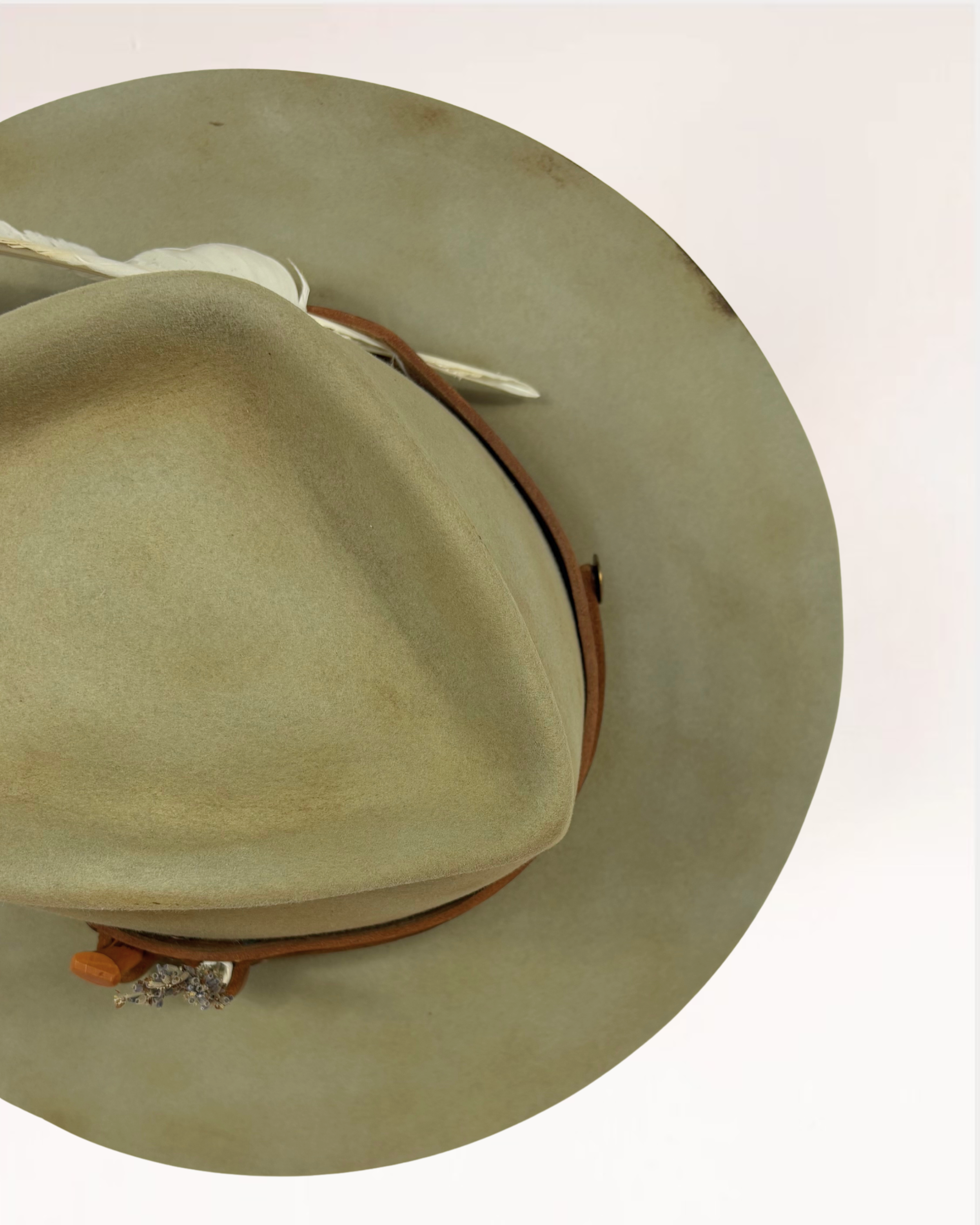 Legend Hat 015