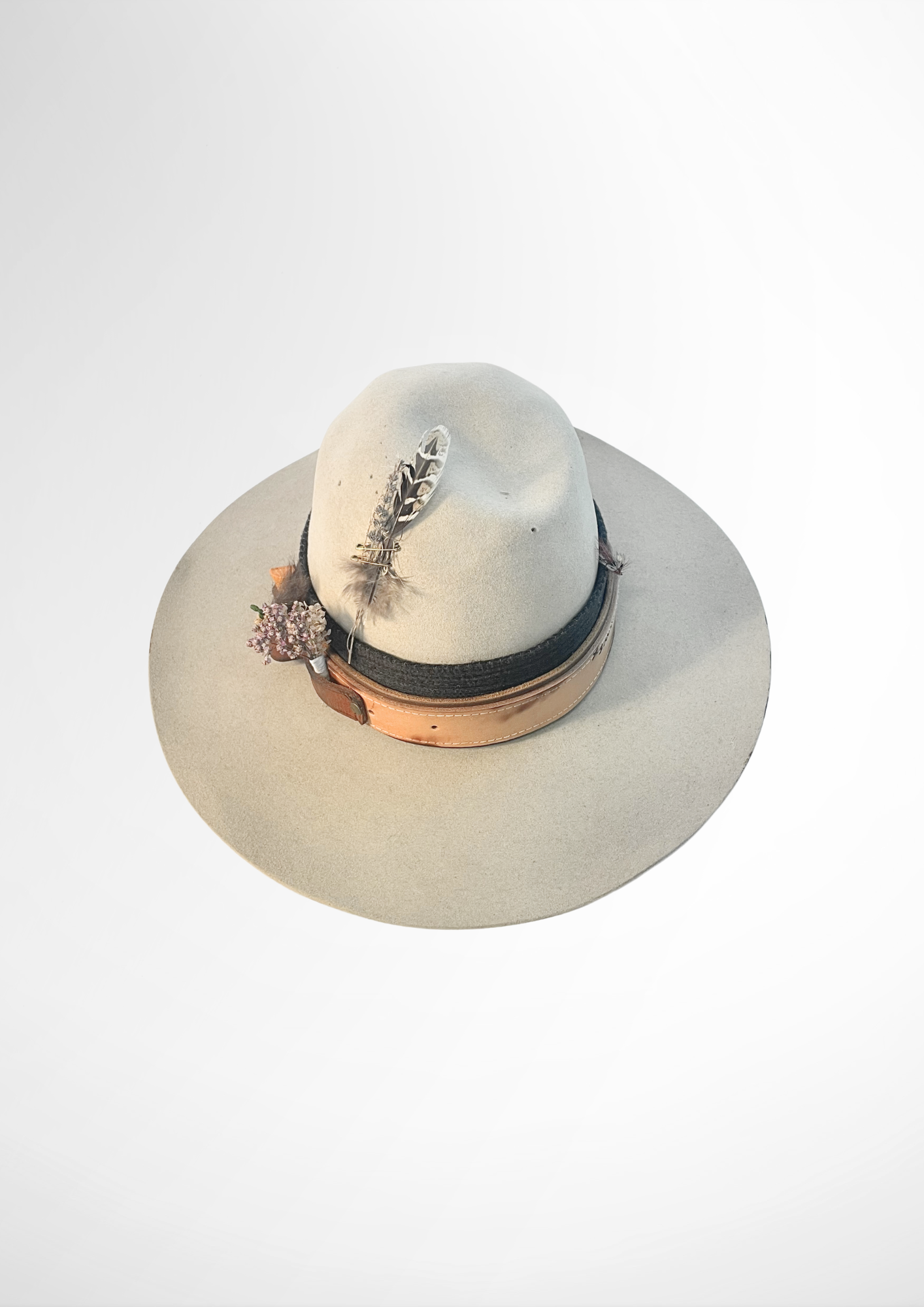 Legend Of The Hat 003