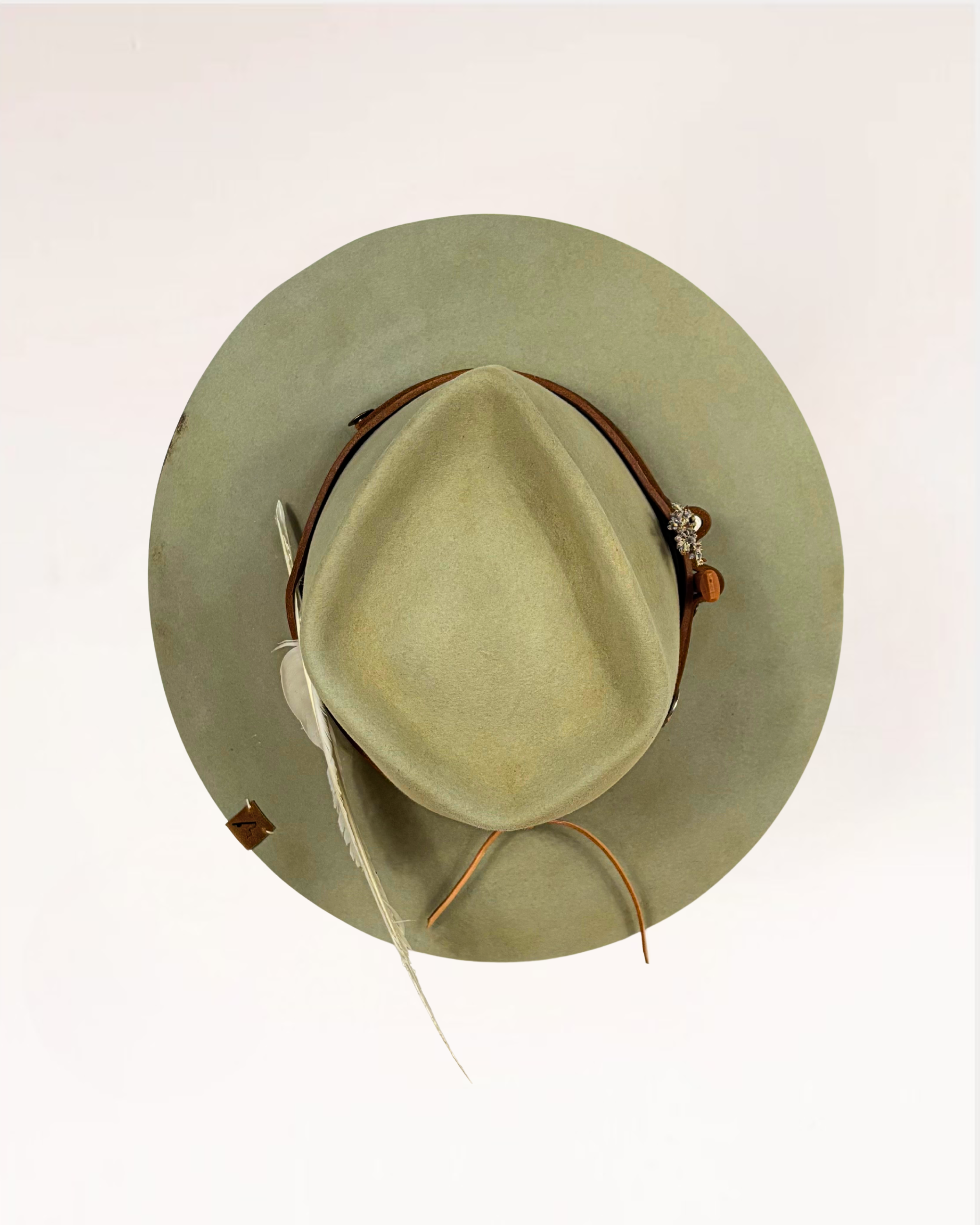 Legend Hat 015