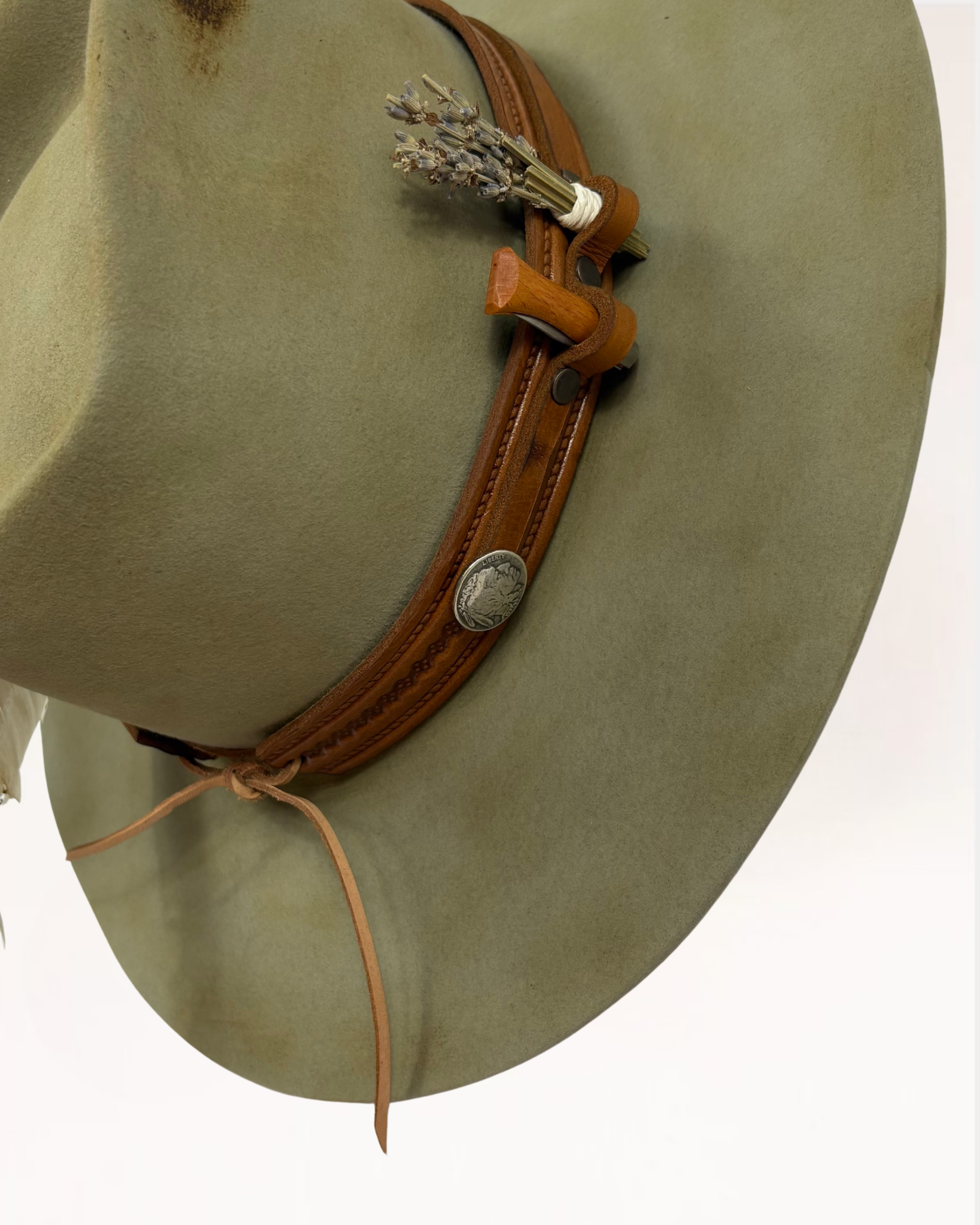 Legend Hat 015