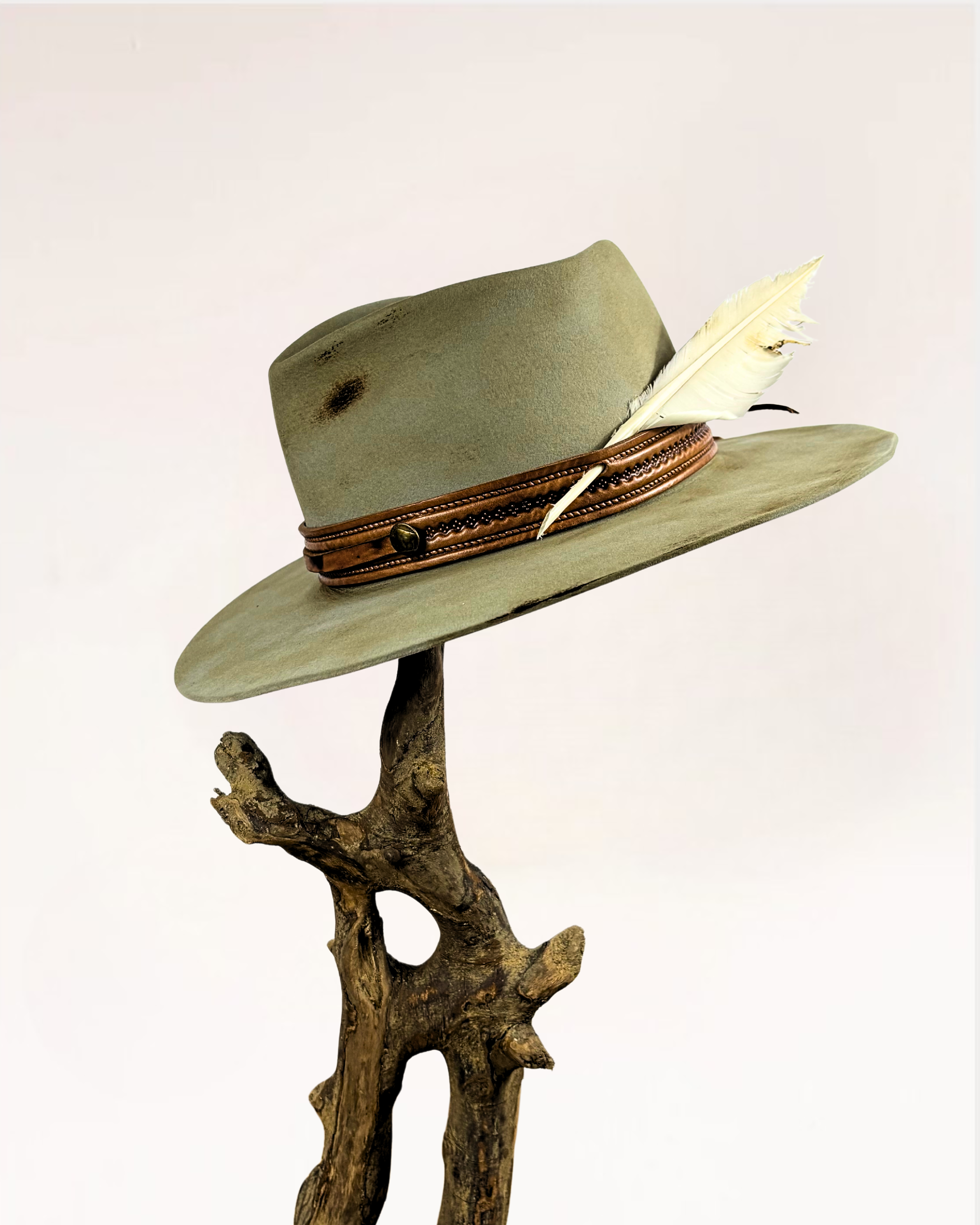 Legend Hat 015