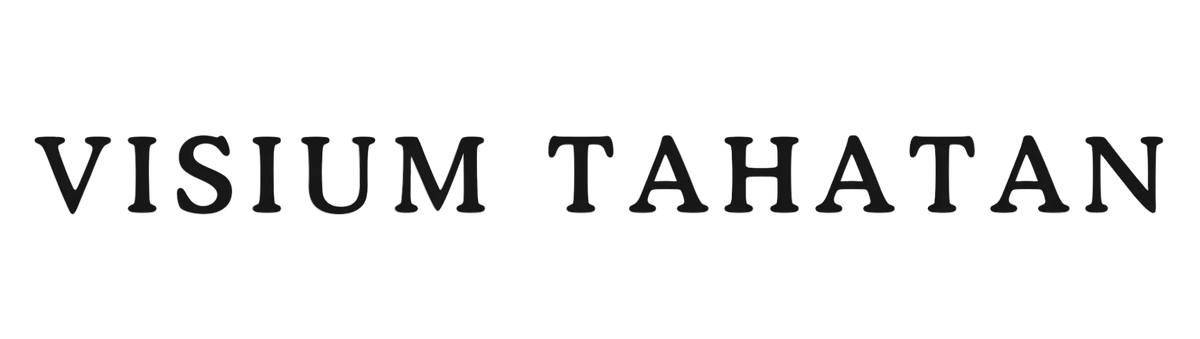 The text 'VISIUM TAHATAN' is displayed in a black serif typeface, centered on a plain white background.
